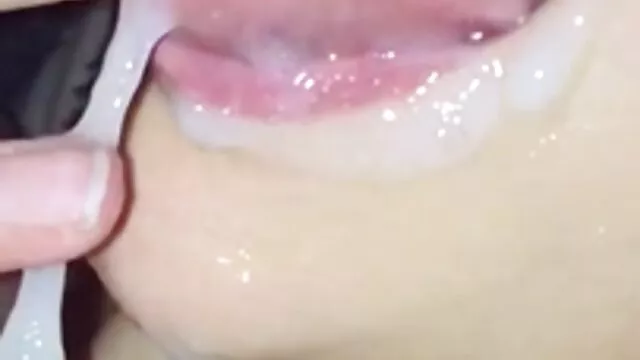 金髪は通常の白肛門を可能にします 女性 向け セックス 動画