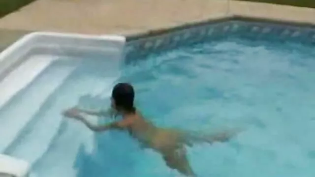 二つの高品質の抱擁に椅子 女性 が 見る セックス 動画