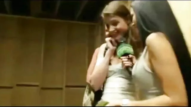 Petrova セックス 女性 向け 動画 Tatiana sergeova産婦人科のレセプションで