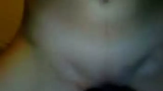 エレガントなおっぱいの柔らかい音で彼女は彼女の指で先端の穴を開閉します セックス 動画 無料 女性 向け